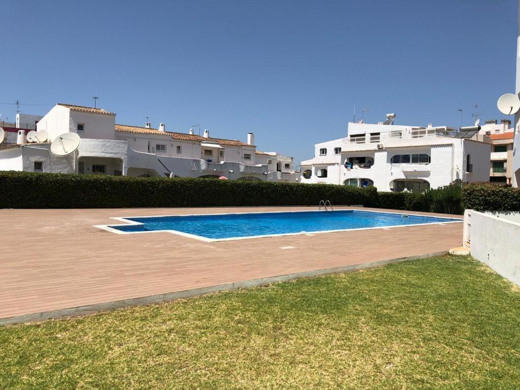 Cozy Apartment Near Oura Beach Albufeira Exterior photo