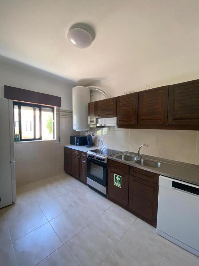 Cozy Apartment Near Oura Beach Albufeira Exterior photo